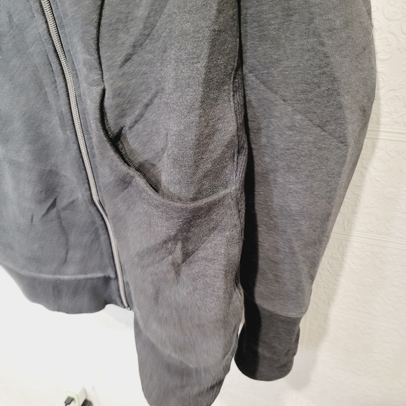 Lululemon Cozy cuddle up jacket - Picture 5 of 10